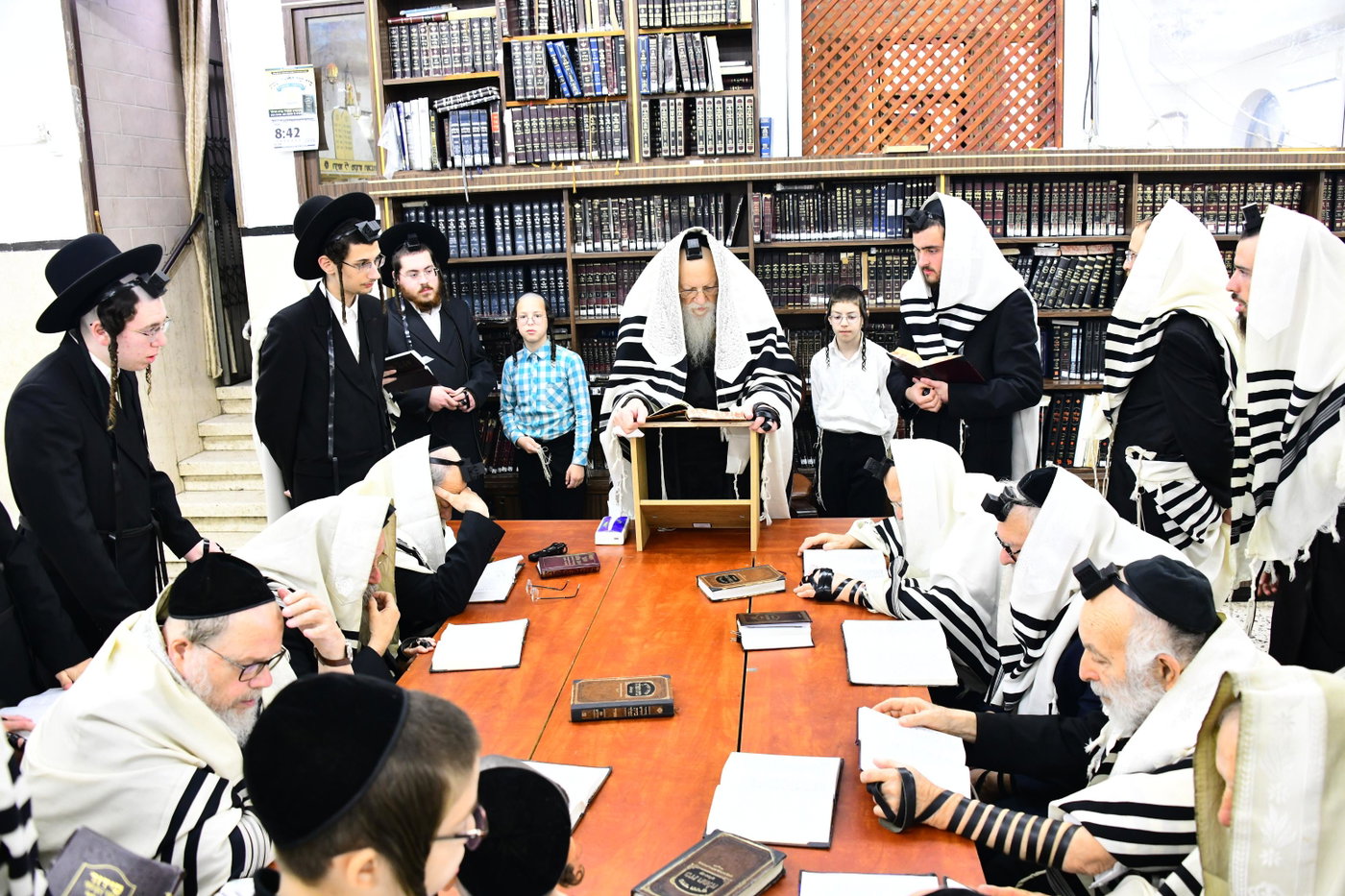האדמו"ר ממודז'יץ בהתרת נדרים