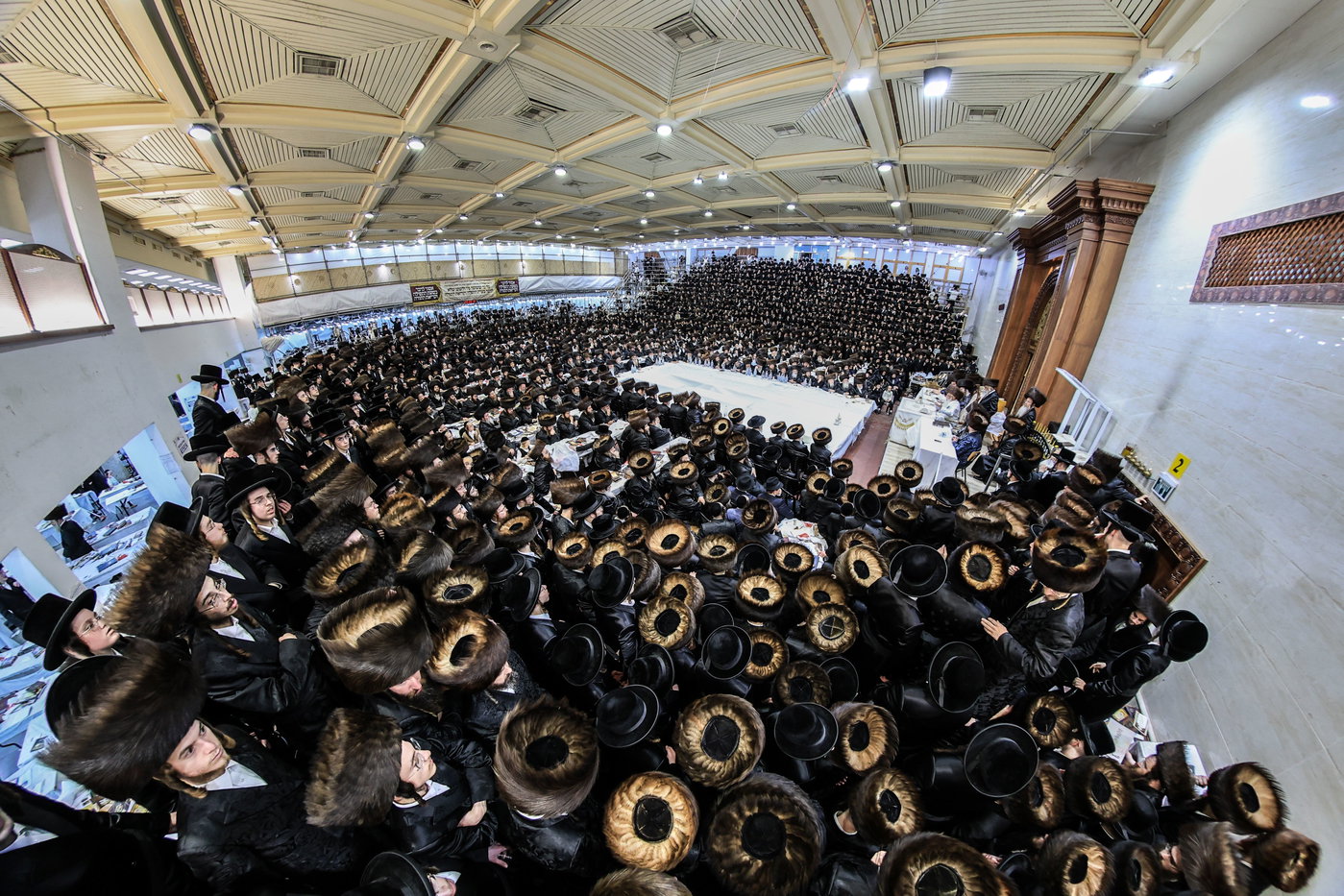 ר"ה בחצה"ק צאנז