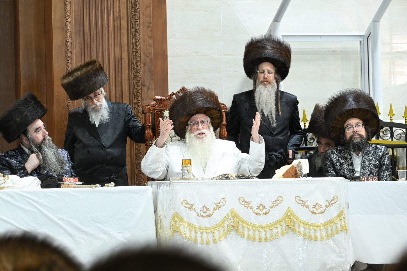 ר"ה בחצה"ק צאנז