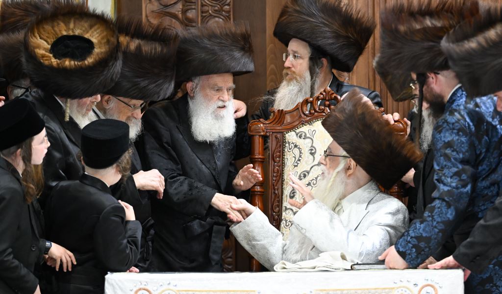 מוצאי ר"ה בחצה"ק צאנז