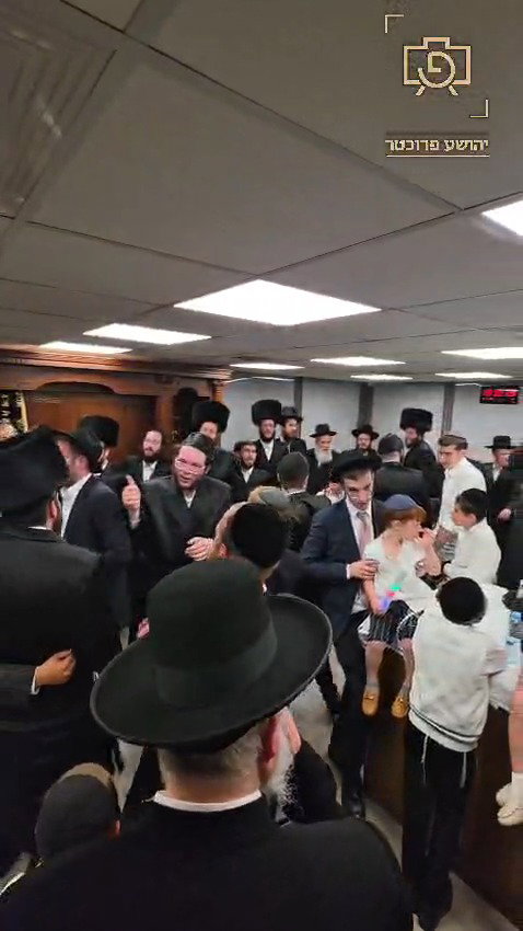 הכנסת ס"ת באשדוד