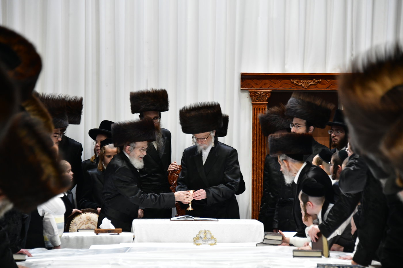 מוצאי ר"ה בחצה"ק סערט ויז'ניץ