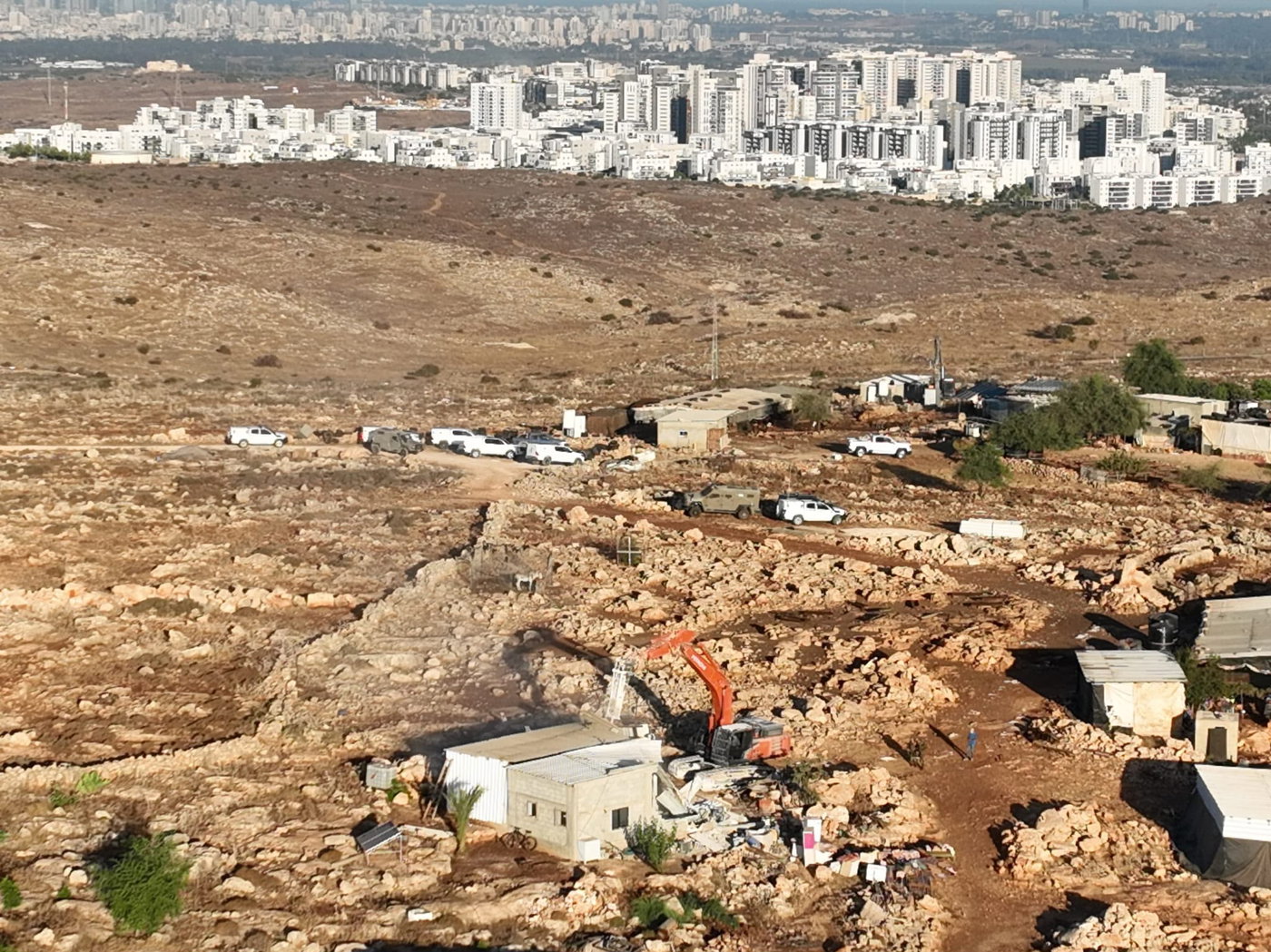 הריסת המבנים היום