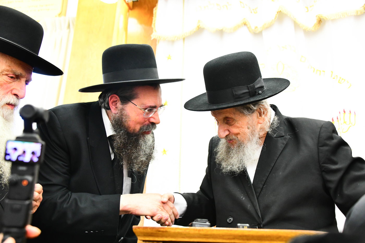 הגר"ד לנדו בישיבת מיר