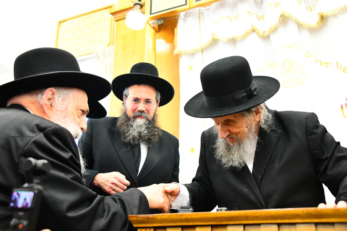 הגר"ד לנדו בישיבת מיר