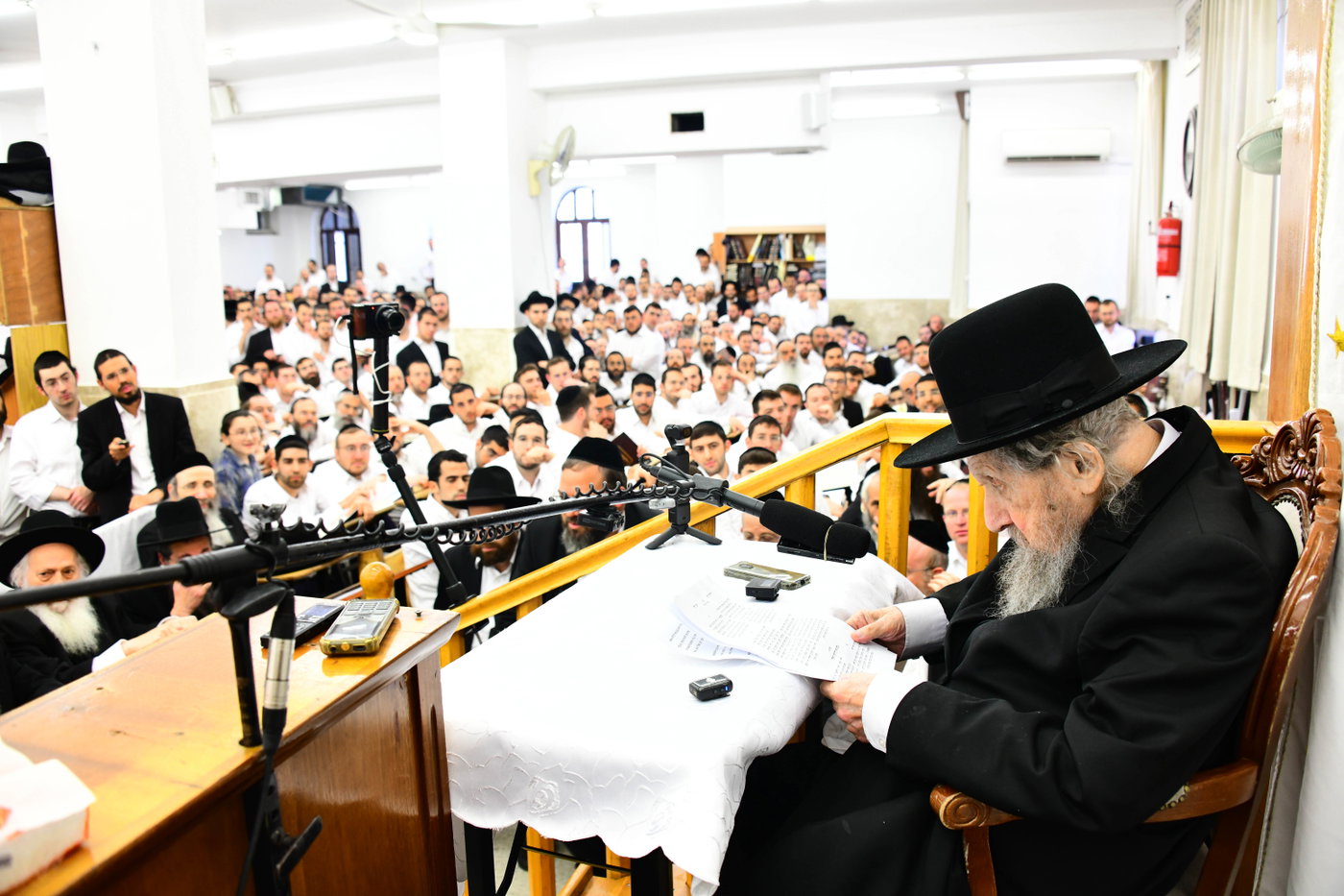 הגר"ד לנדו בישיבת מיר