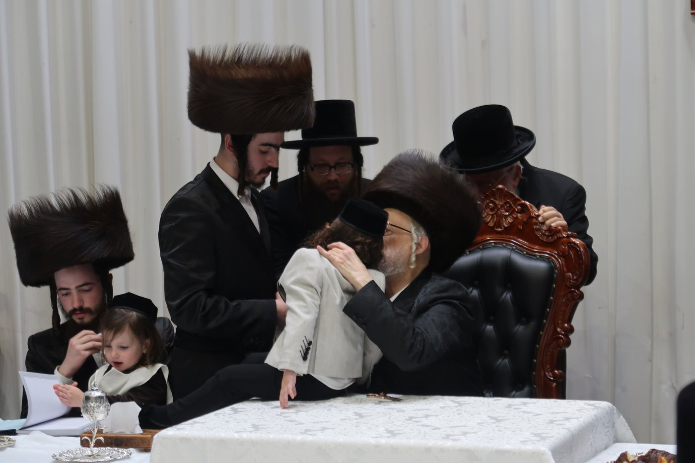 שמחת החלאקה לניני האדמו"ר מסערט ויז'ניץ