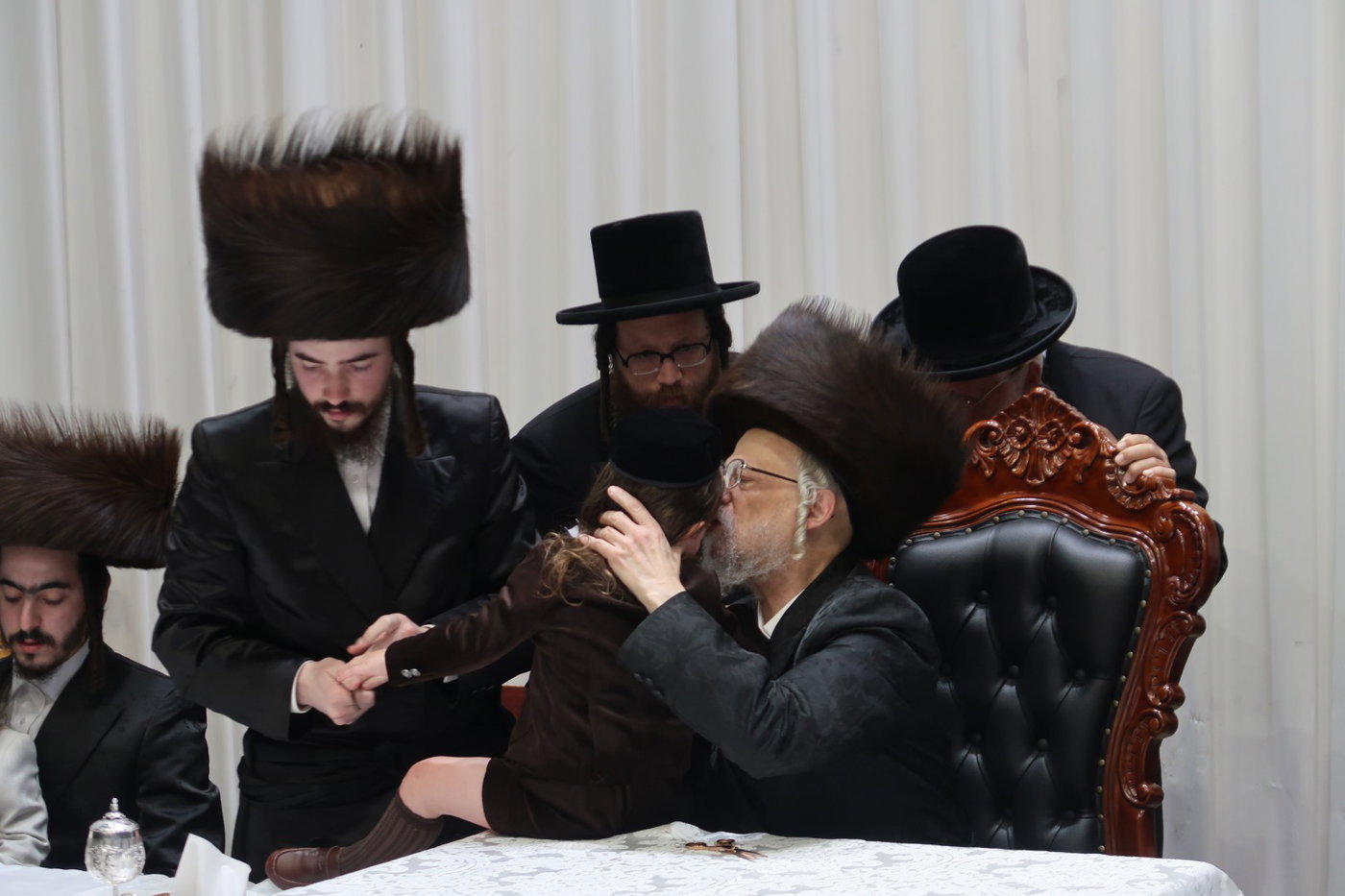שמחת החלאקה לניני האדמו"ר מסערט ויז'ניץ
