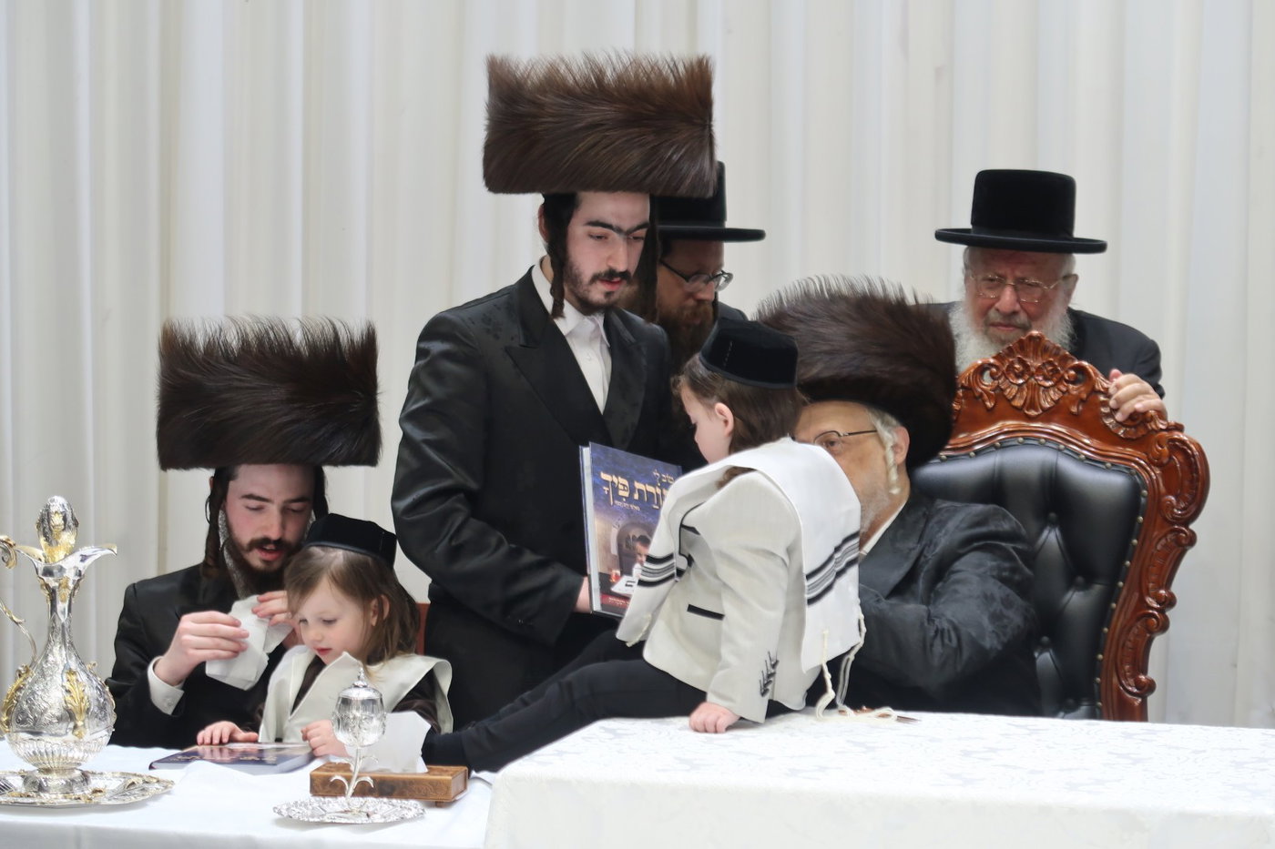 שמחת החלאקה לניני האדמו"ר מסערט ויז'ניץ