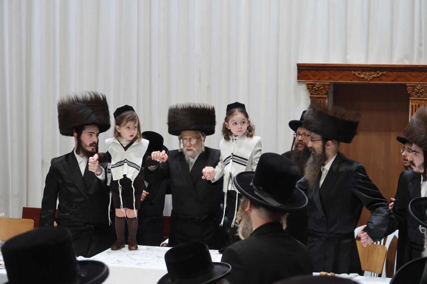 שמחת החלאקה לניני האדמו"ר מסערט ויז'ניץ