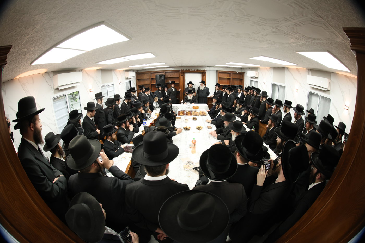 חנוכת הבית לביהמ"ד נדבורנה בעיה"ק ירושלים