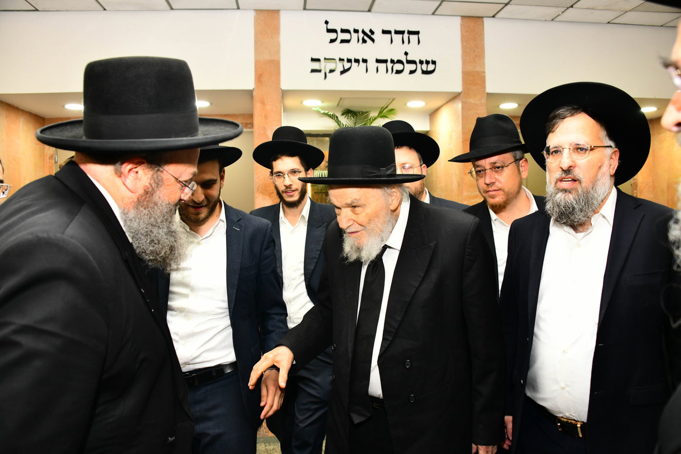 הגרמ"ה הירש בישיבת מיר בברכפלד