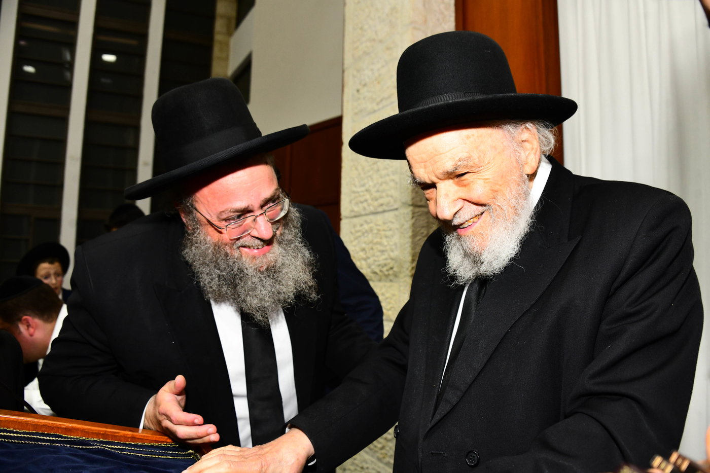 הגרמ"ה הירש בישיבת מיר בברכפלד