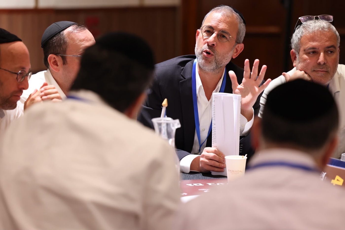 מהמראות הירחי כלה כל הרביעי
