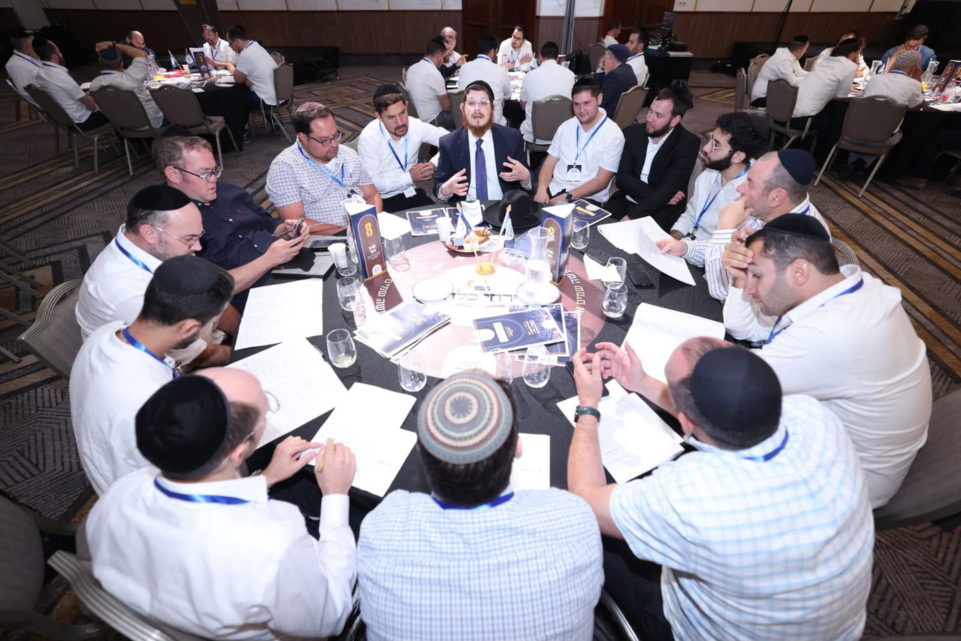 מהמראות הירחי כלה כל הרביעי