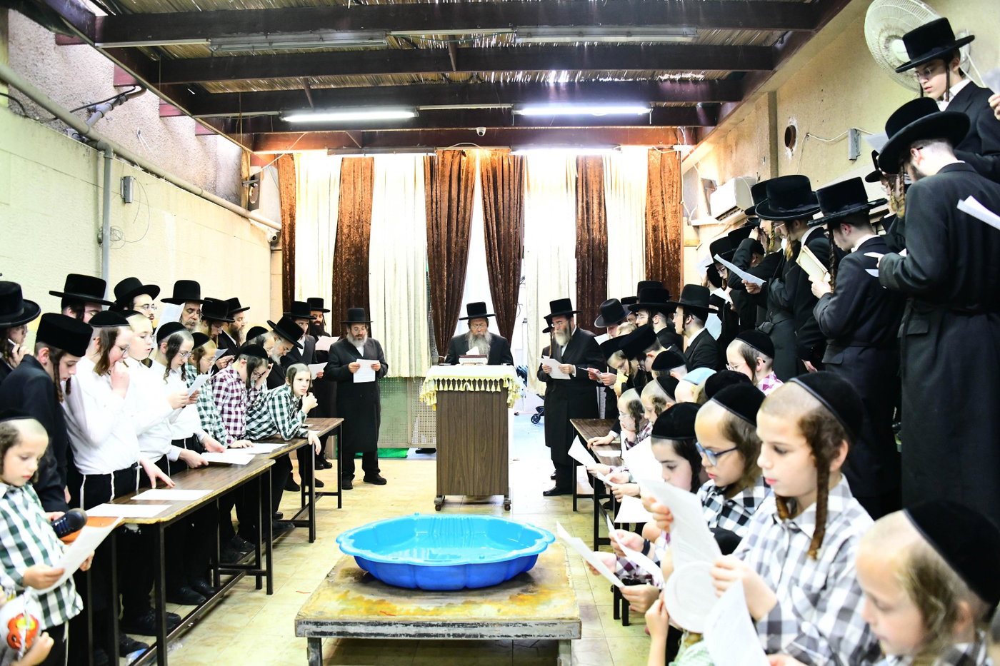 האדמו"ר משבט הלוי בתשליך 