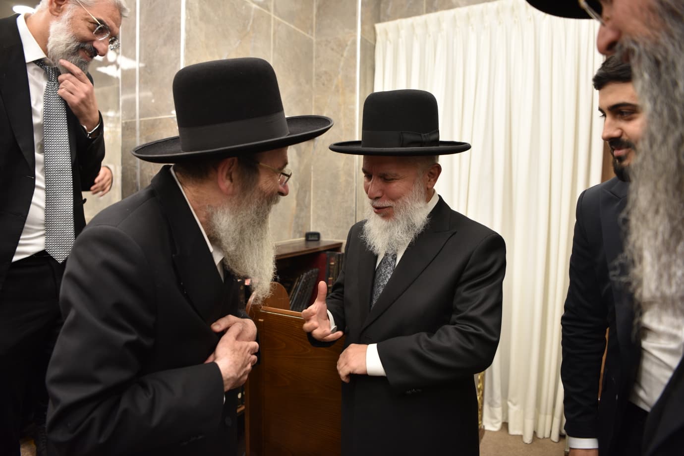 הגר"ב פינקל באבני נזר