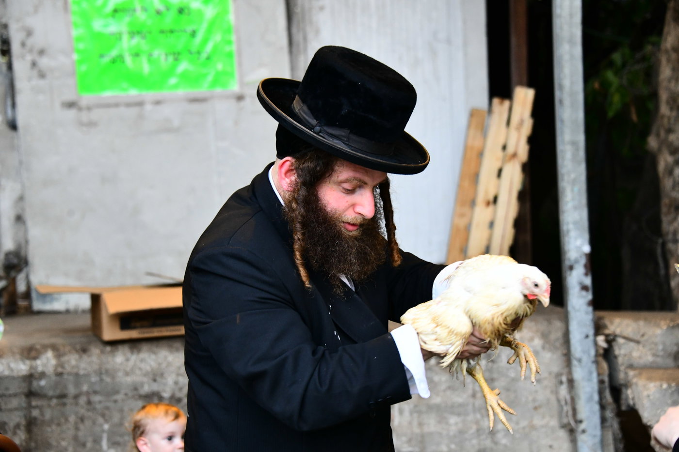 מנהג כפרות בבני ברק
