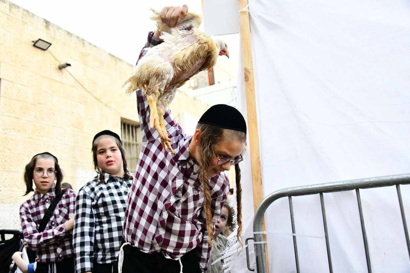 מנהג כפרות בבני ברק