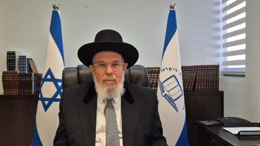 מבט על פרשת האזינו: הרב הראשי הגאון רבי קלמן בר