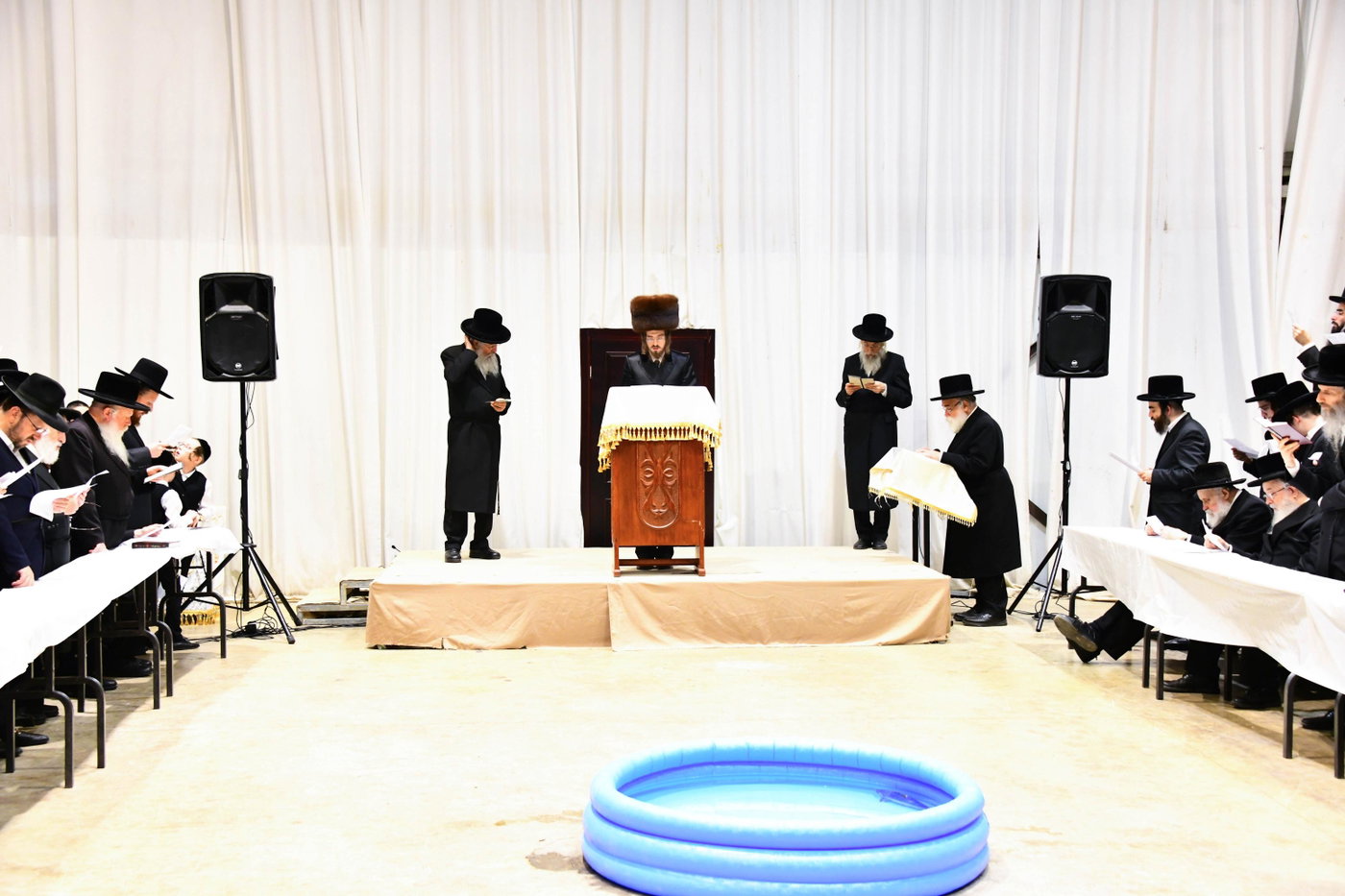 האדמו"ר מסאדיגורה באמירת תשליך