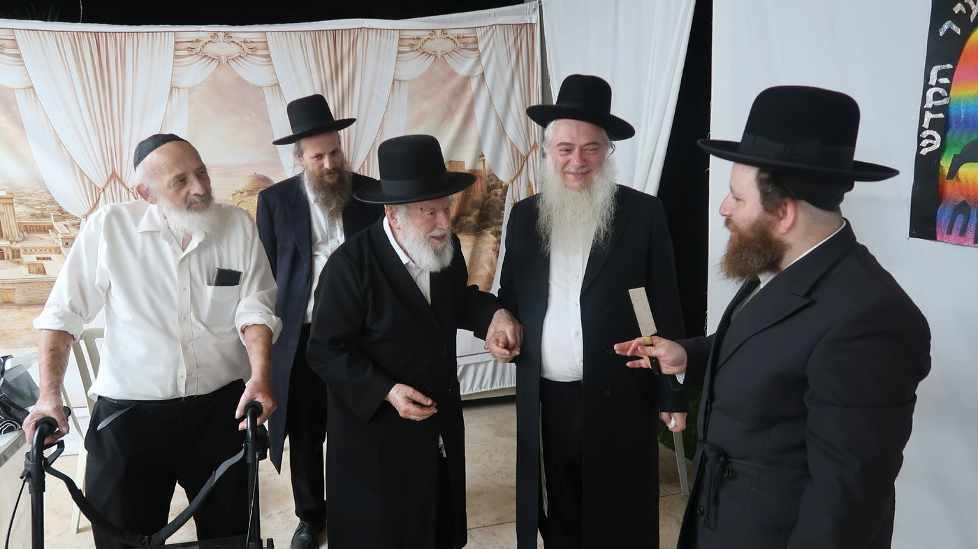 הגר"י זילברשטיין במנהג כפרות