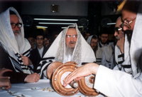 ערב יום הקדוש; הניגון העתיק המיוחס ל'בת עין' בקולו של החזן המיתולוגי מסלונים