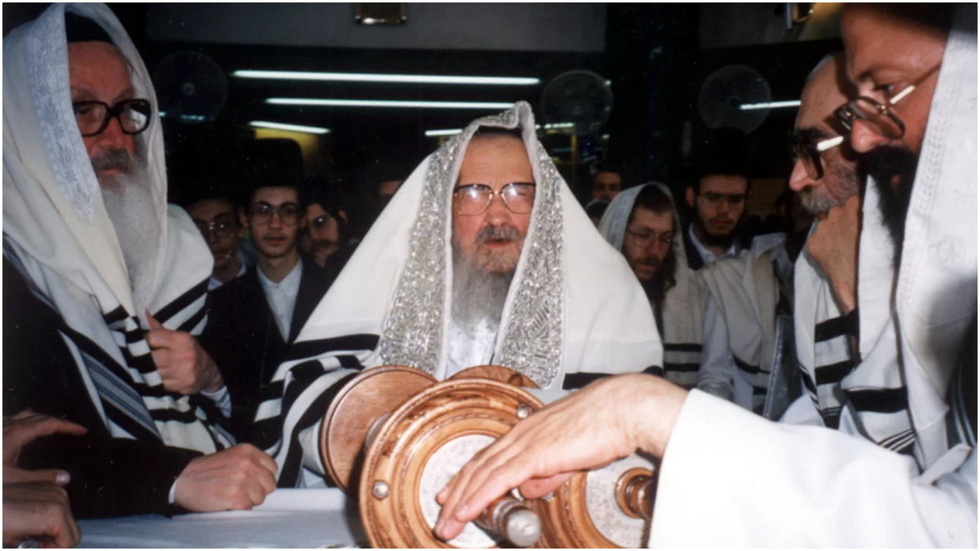 הרב יחיאל אהרן בוימל זצ"ל כבעל קורא ע"י רבו ה'נתיבות שלום' זצ"ל
