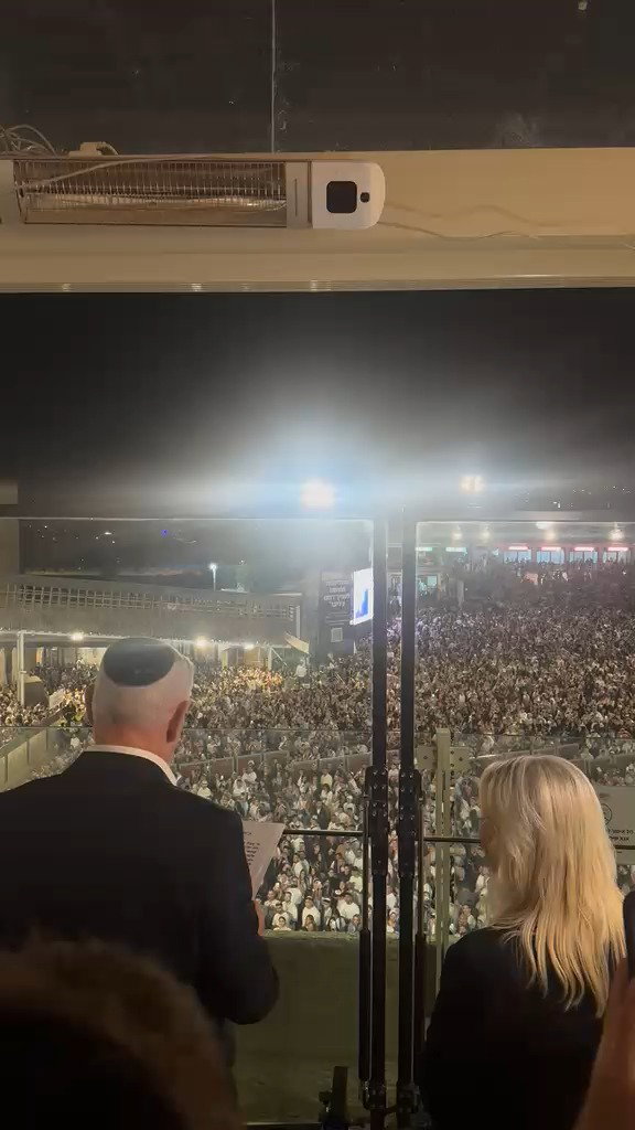 עם ישראל מתכונן ליום הקדוש: 150 אלף איש התפללו וזעקו בכותל במעמד הסליחות האחרון והמרכזי