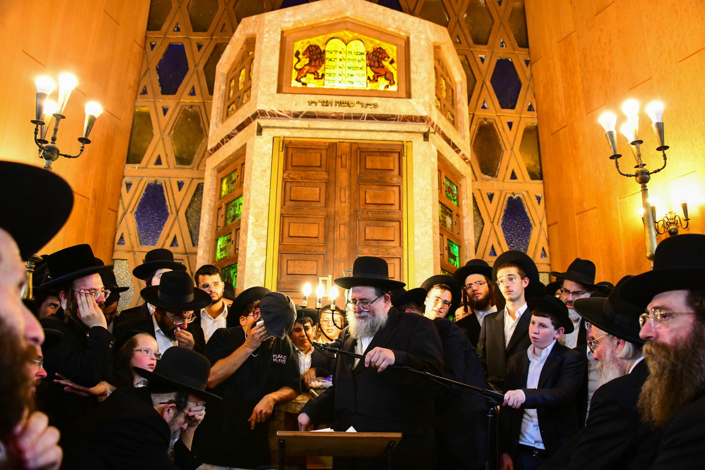 מסע הלויית הגר"מ אויערבאך זצ"ל