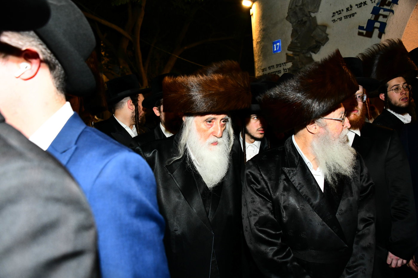 מסע הלויית הגר"מ אויערבאך זצ"ל