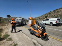 מחבל ירה מתוך רכב על טובלים במעיין בערב יום כיפור; יהודי נפצע קשה
