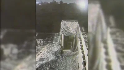 תיעוד מטריד: מחבלים חצו את הקו הצהוב והגיעו עד לעמדות צה"ל