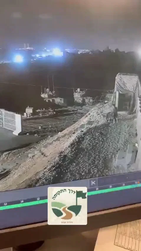 תיעוד מטריד: מחבלים חצו את הקו הצהוב והגיעו עד לעמדות צה"ל