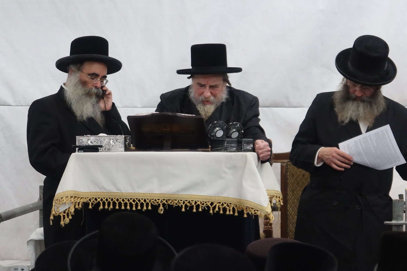 האדמו"ר מרחמסטריווקא בתשליך