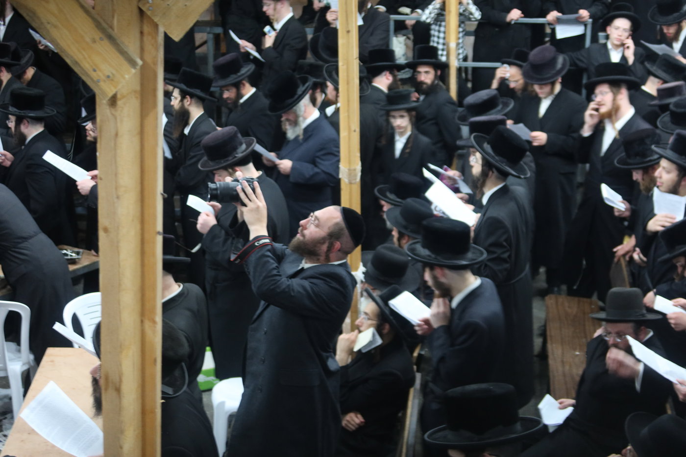 האדמו"ר מרחמסטריווקא בתשליך