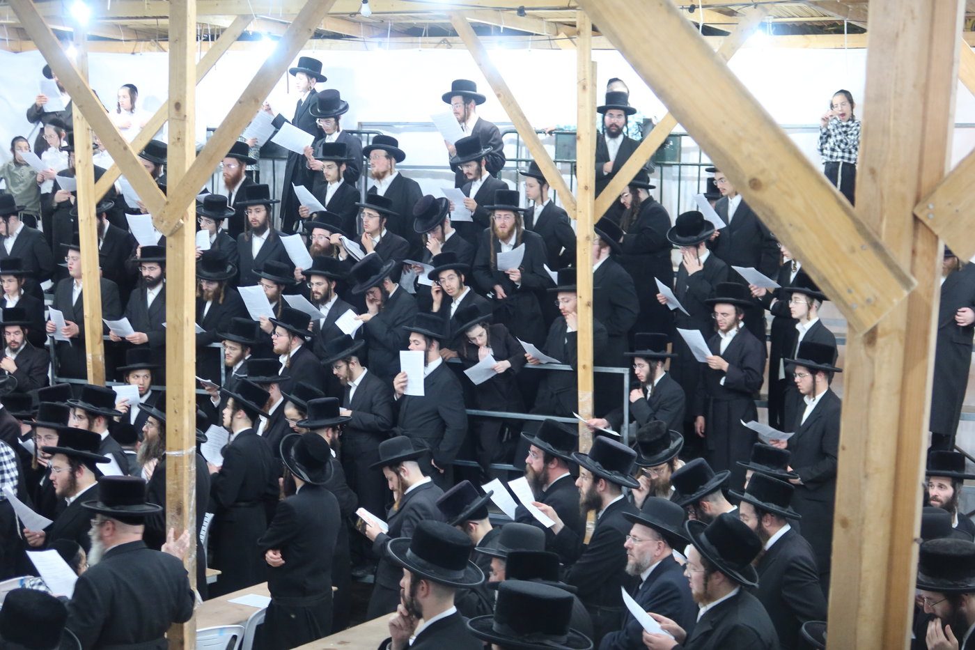 האדמו"ר מרחמסטריווקא בתשליך