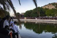 האדמו"ר מתולדות אברהם יצחק בתשליך