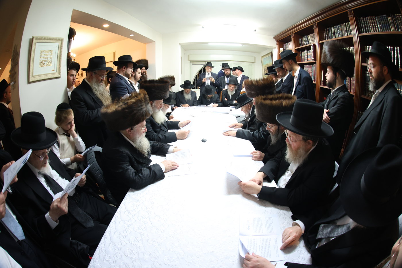 המעמד במעונו של הגר"ד סגל