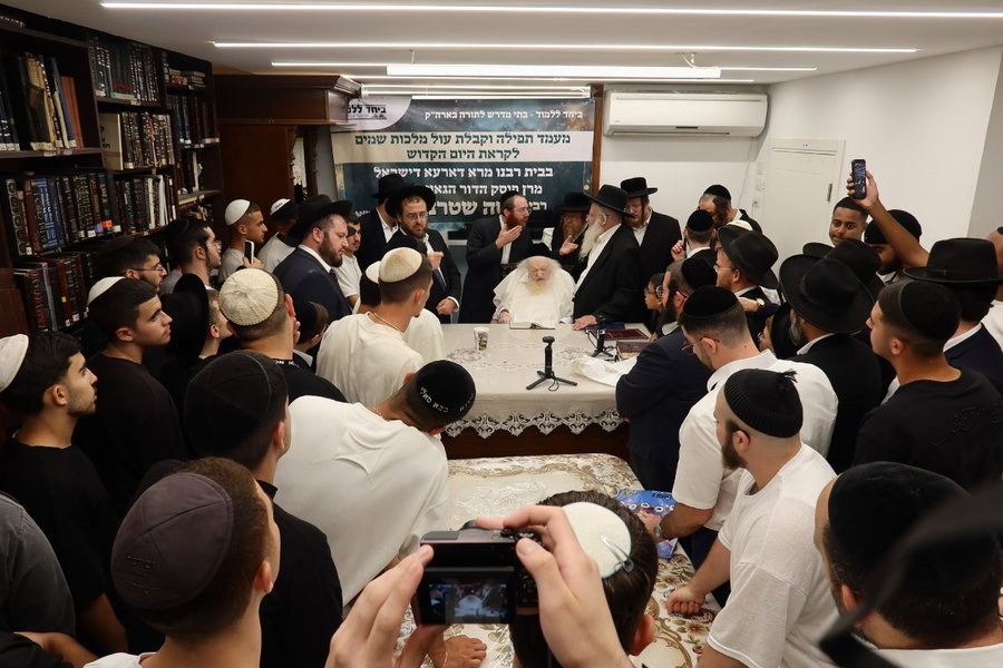 המעמד במעונו של הגר"מ שטרנבוך