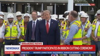 הנקמה המתוקה של CNN: טראמפ הכריז בחגיגיות - והמיקרופון נותק | תיעוד