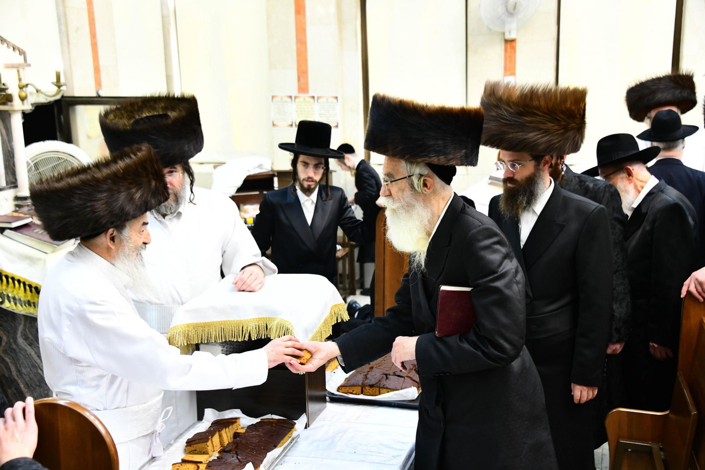 ערב יום כיפור בחצה"ק לעלוב