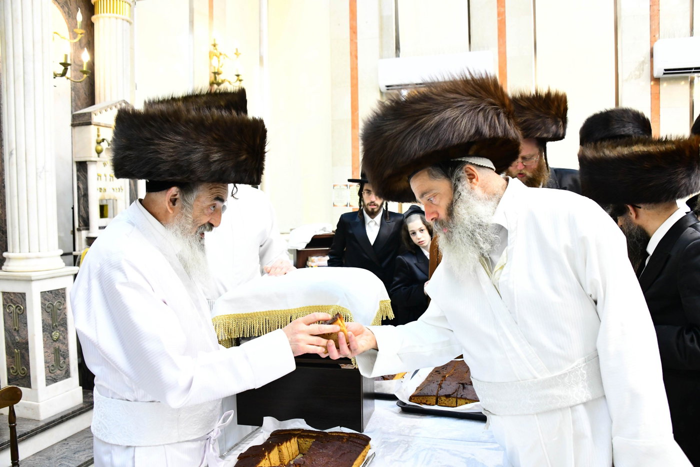 ערב יום כיפור בחצה"ק לעלוב