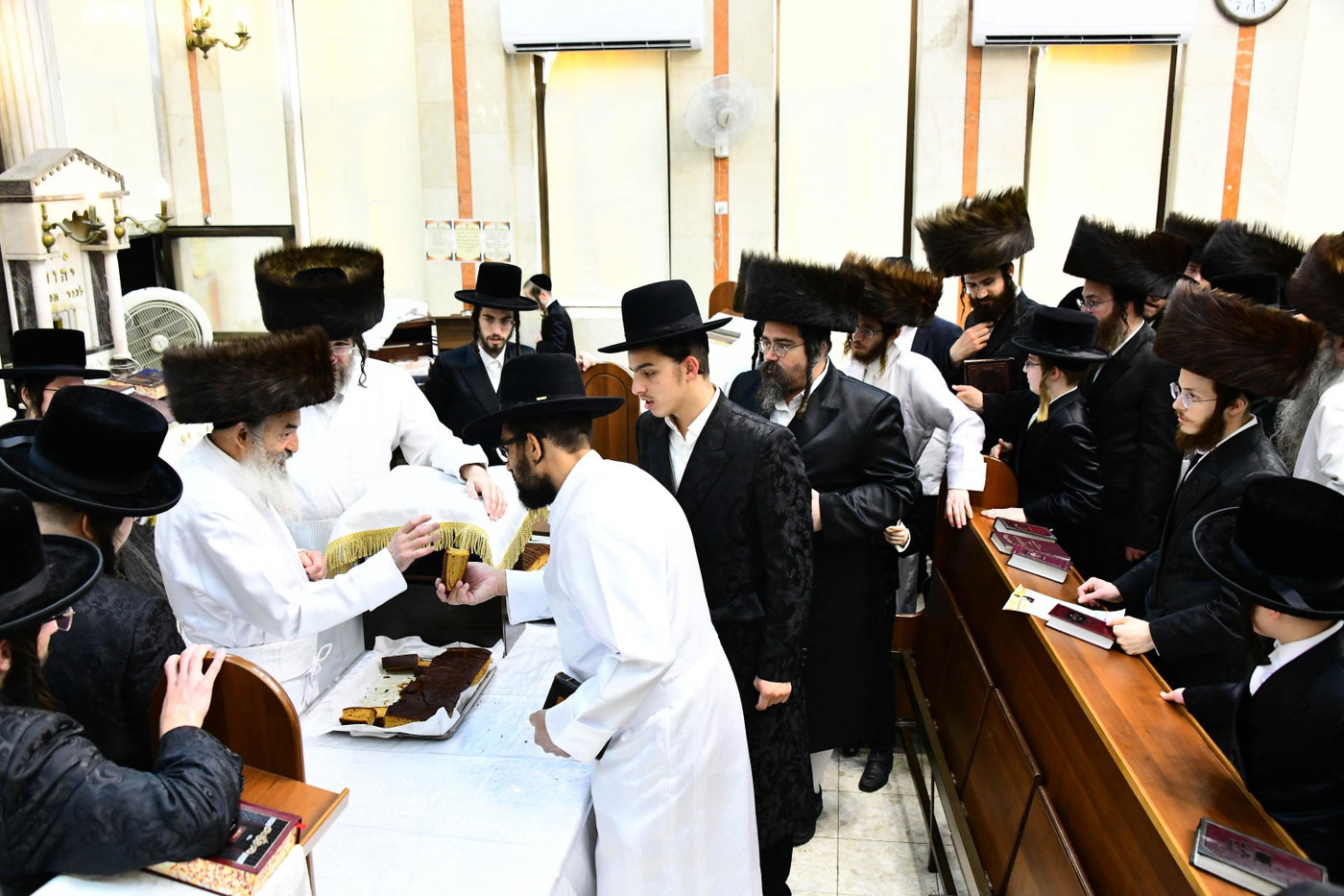 ערב יום כיפור בחצה"ק לעלוב