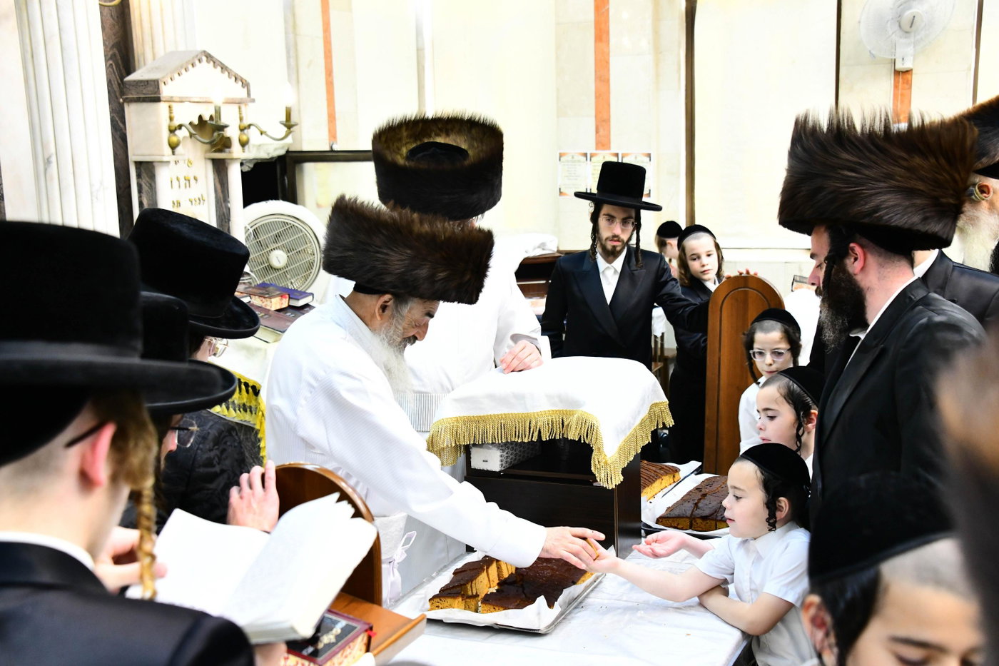 ערב יום כיפור בחצה"ק לעלוב