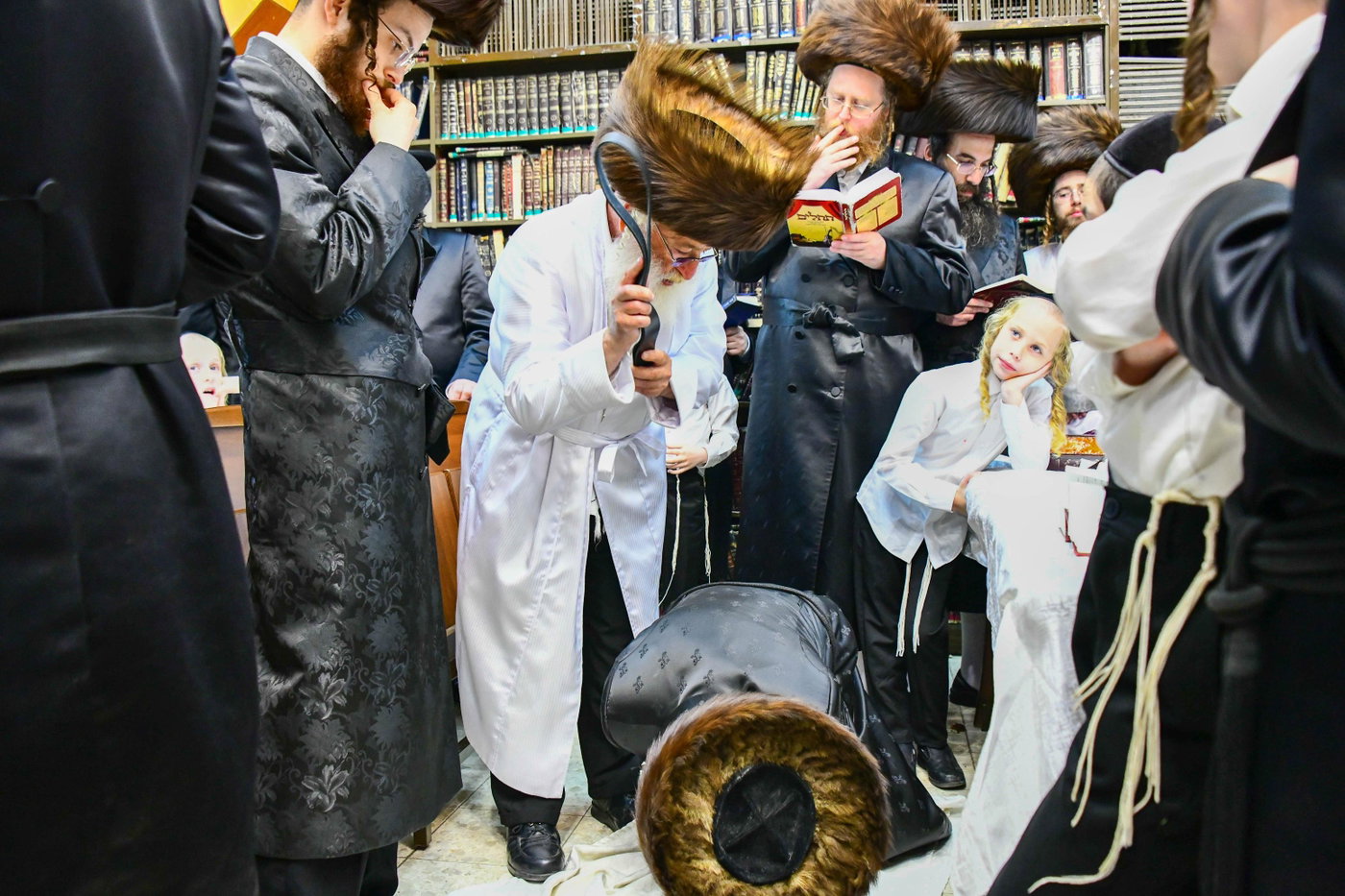 ערב יום כיפור בחצה"ק לעלוב