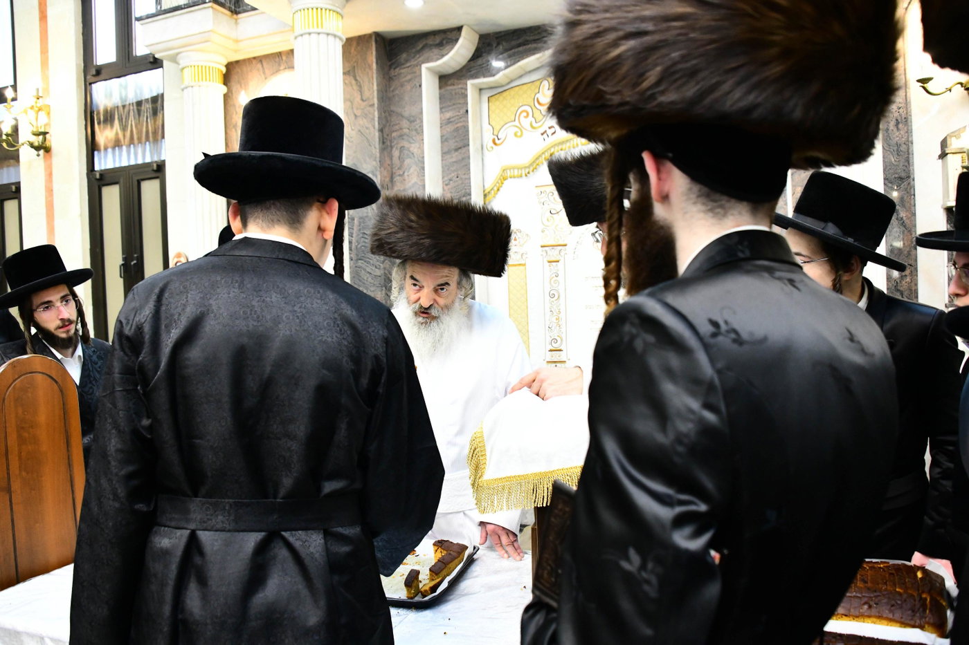 ערב יום כיפור בחצה"ק לעלוב