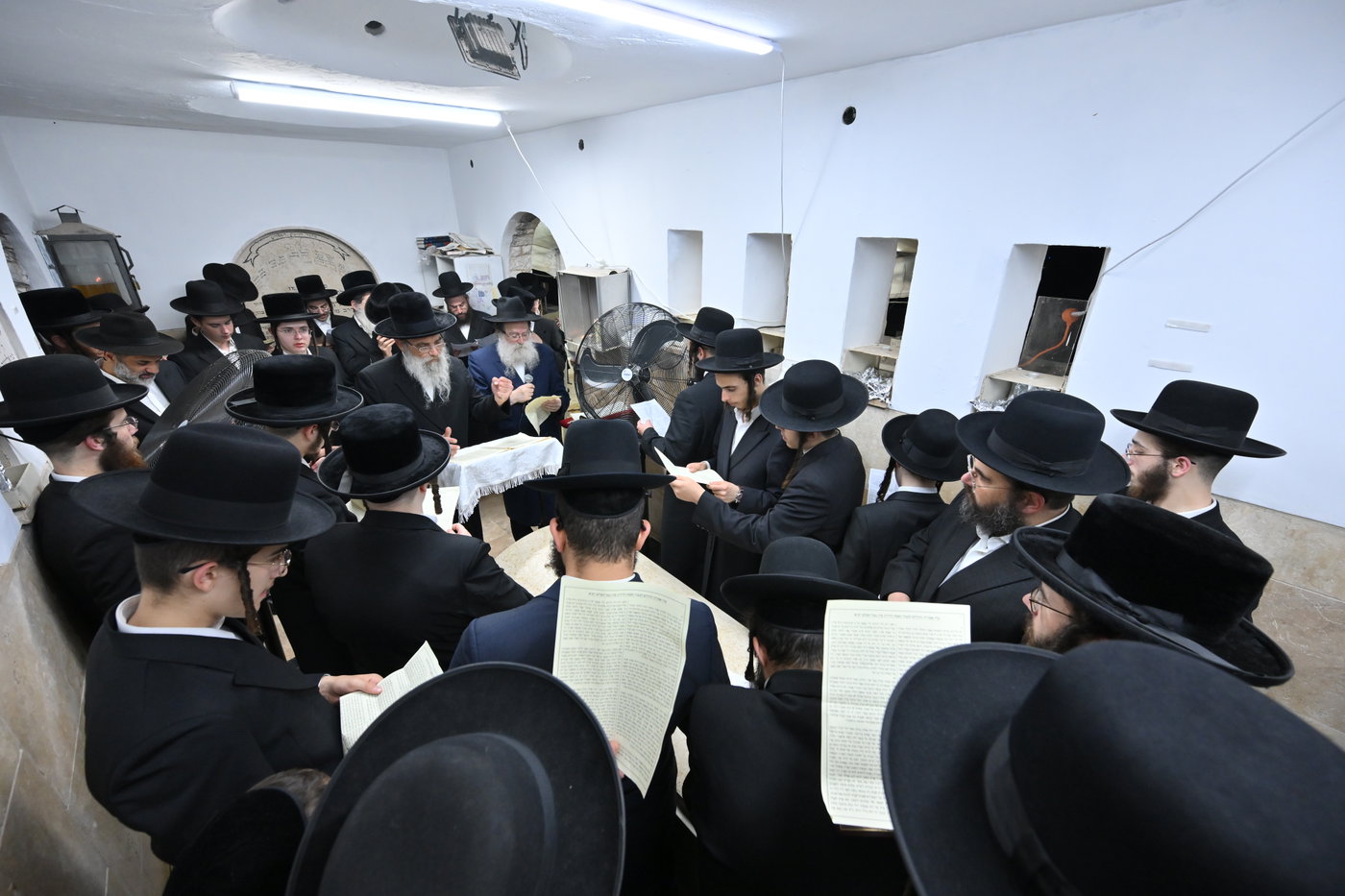 הילולת בעל ה'סולם' אצל האדמו"ר מאשלג בני היכלא