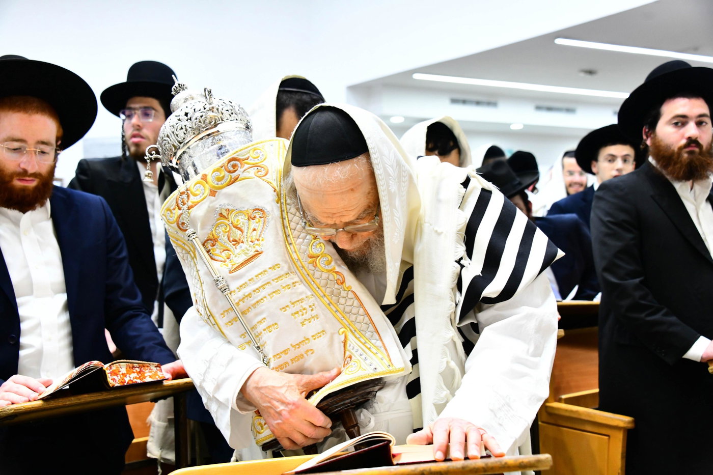 ליל כל נדרי בישיבת סלבודקה