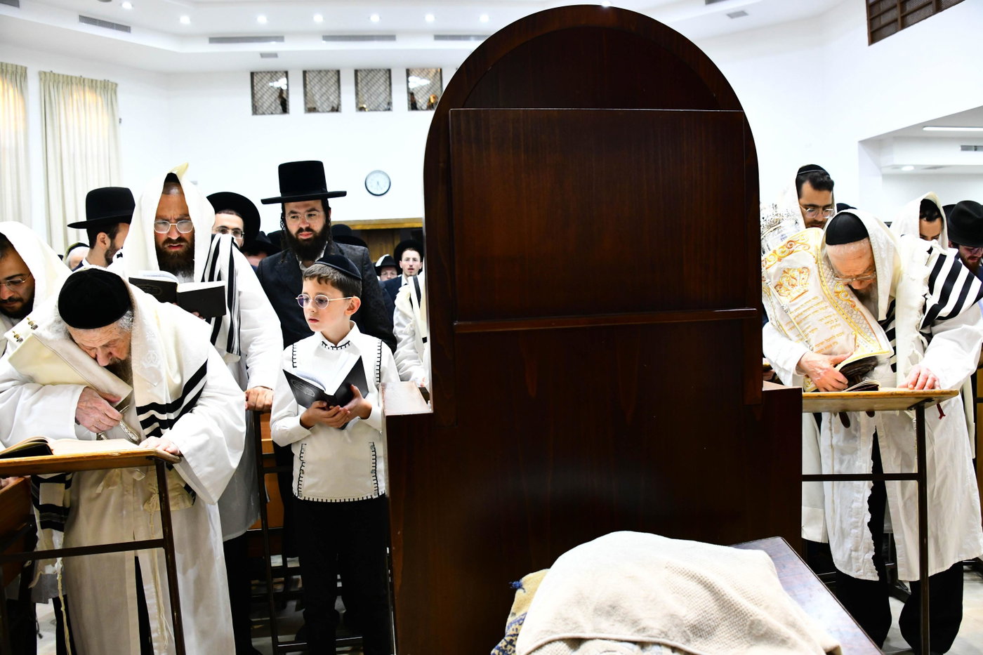 ליל כל נדרי בישיבת סלבודקה